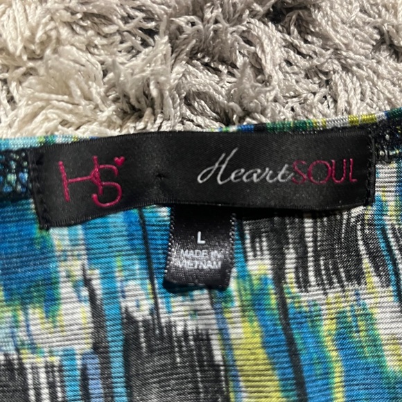 Women's Heart Soul Short-Sleeve Multicolor Top - Picture 6 of 7